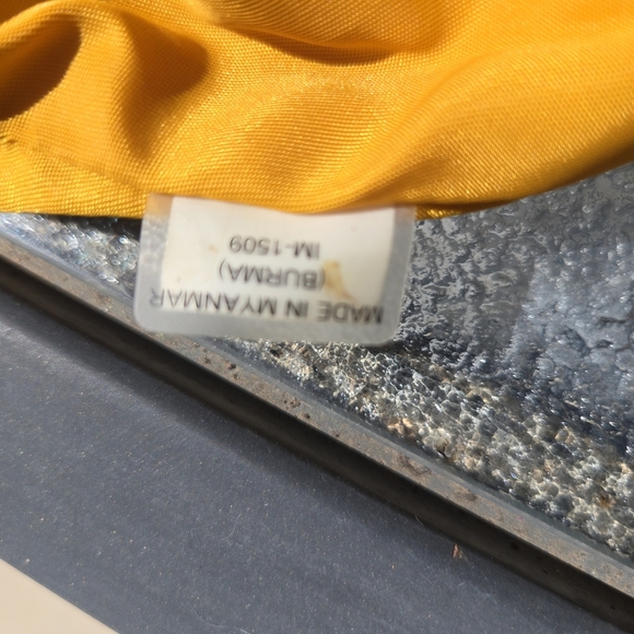 MICHAEL KORS KEMPTON POCKETS SHOULDER BAG LEATHER / NYLON - Picture 14 of 15